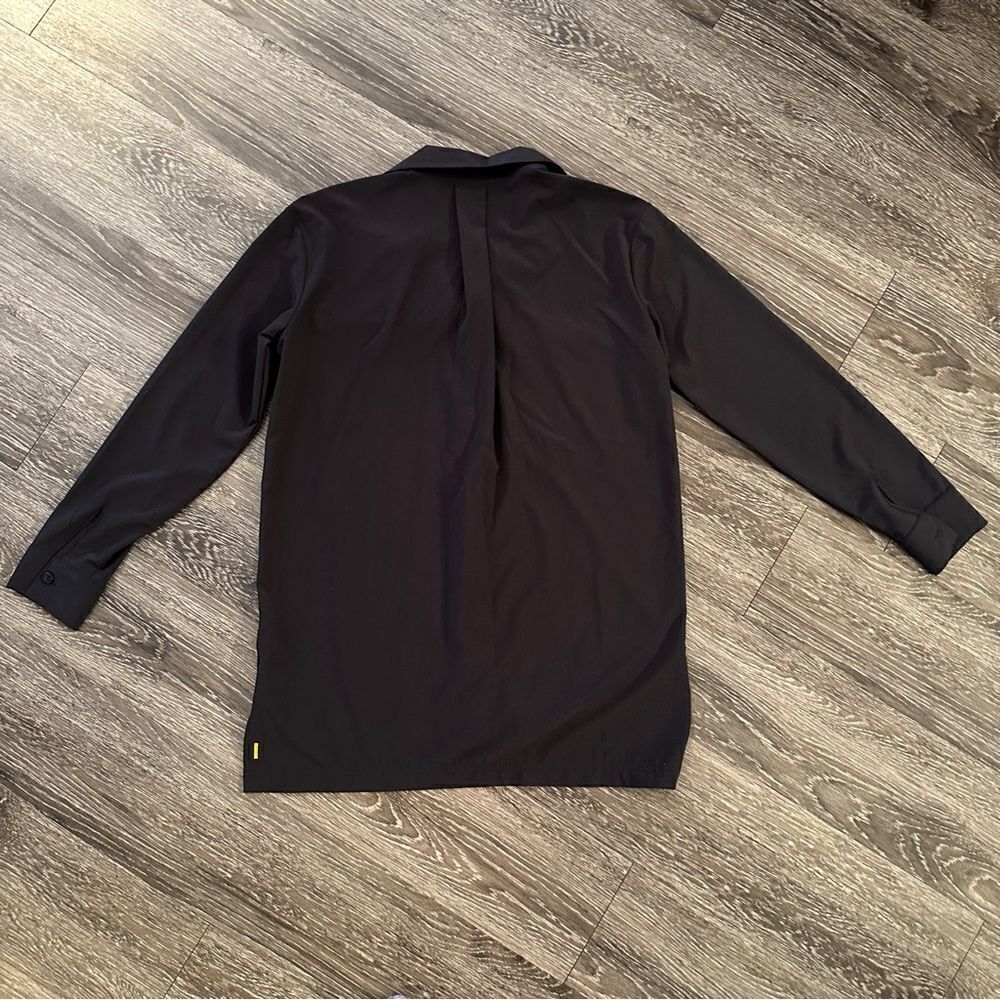 Lucy polyester spandex button down - image 7